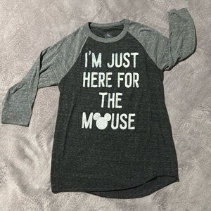 Disney‎ Parks Women's Gray I'm Just Here for the Mouse T Tee Shirt Size M